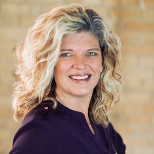 Meet your Posher, Karlyn